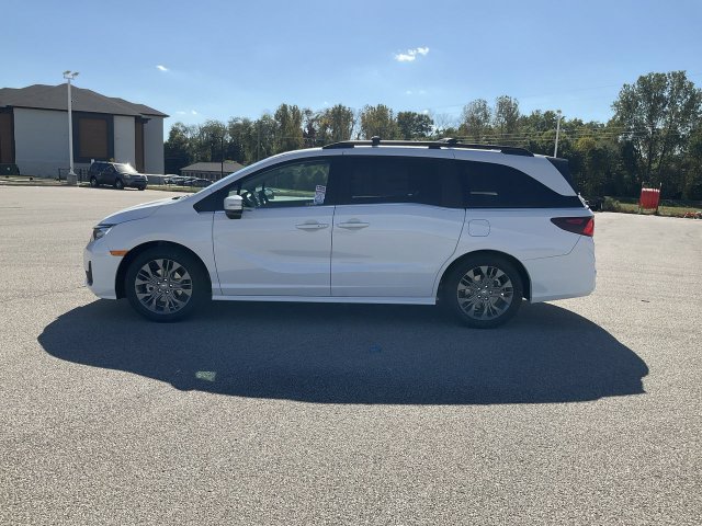 New 2027 Honda Odyssey Touring image 17