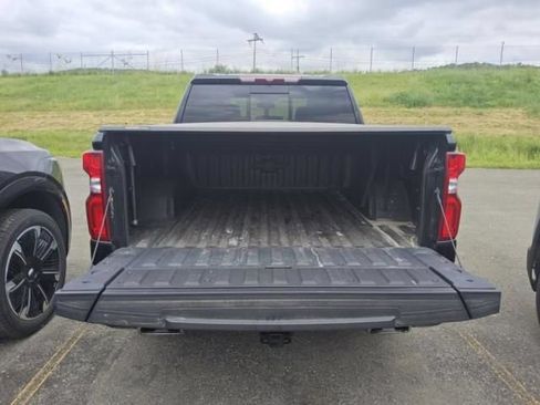 Used 2025 Chevrolet Silverado 1500 High Country w/ High Country Premium Package AWD/4WD image 4