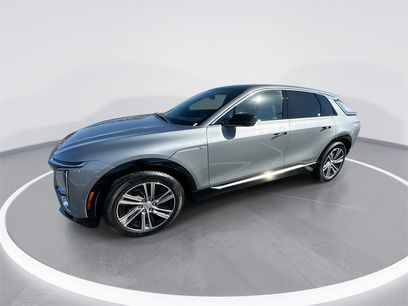 New 2024 Cadillac Lyriq Luxury