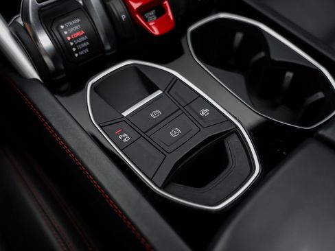Used 2019 Lamborghini Urus AWD/4WD image 52