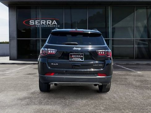 Used 2023 Jeep Compass Limited AWD/4WD image 4