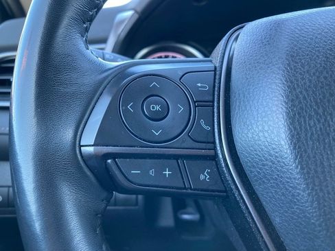 Used 2024 Toyota Camry SE image 14