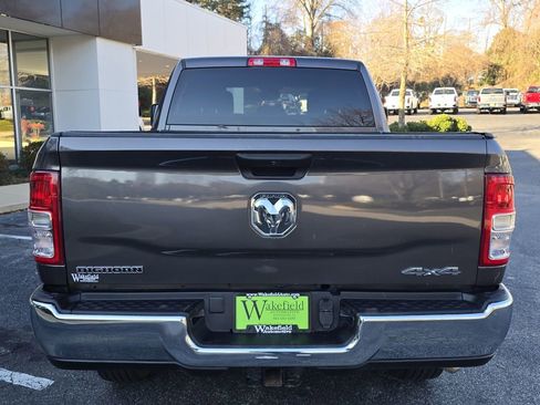 Used 2024 RAM 2500 Big Horn image 26
