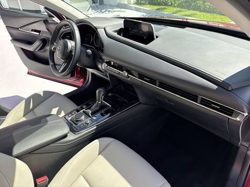 Used 2025 MAZDA CX-30 AWD 2.5 S w/ Preferred Package image 32