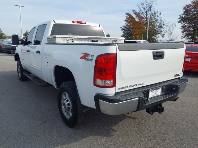 Used 2012 GMC Sierra 2500 SLE w/ SLE Preferred Package AWD/4WD image 7