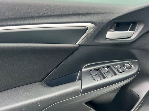 Used 2020 Honda Fit LX image 12