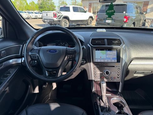 Used 2018 Ford Explorer Sport w/ Equipment Group 401A image 12