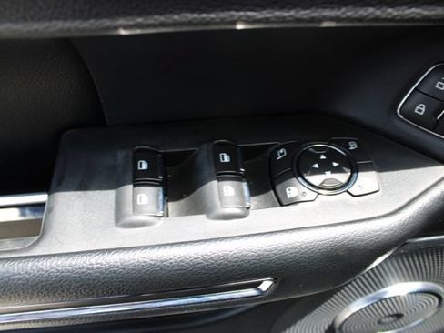 Used 2021 Ford Expedition XLT RWD image 15