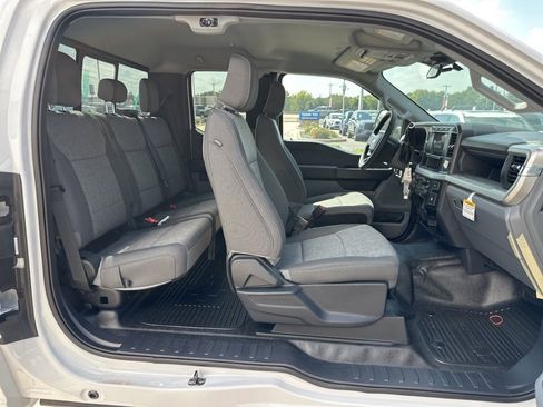 Used 2024 Ford F550 4x4 SuperCab Super Duty image 21