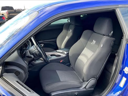 Used 2021 Dodge Challenger R/T Scat Pack RWD image 11