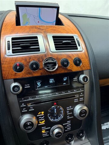 Used 2009 Aston Martin DB9 Volante RWD image 45