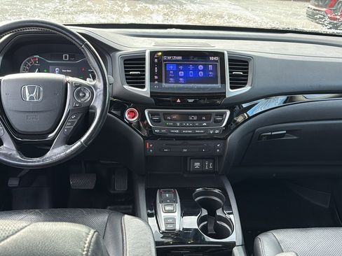 Used 2017 Honda Pilot Elite image 9