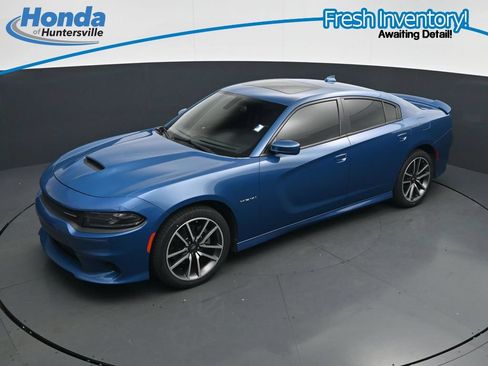 Used 2022 Dodge Charger R/T w/ Plus Group RWD image 20