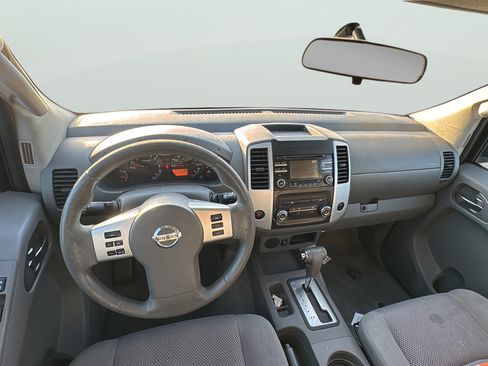 Used 2014 Nissan Frontier SV RWD image 14