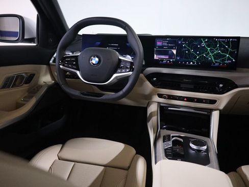 Used 2025 BMW 330i xDrive Sedan w/ Premium Package AWD/4WD image 47