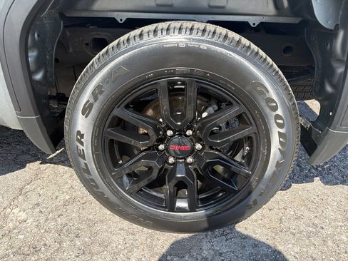 Used 2024 GMC Sierra 1500 Elevation AWD/4WD image 12
