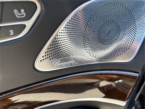 Used 2016 Mercedes-Benz Maybach S 600 image 25