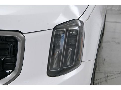 Used 2023 Kia Telluride EX X-Line image 23