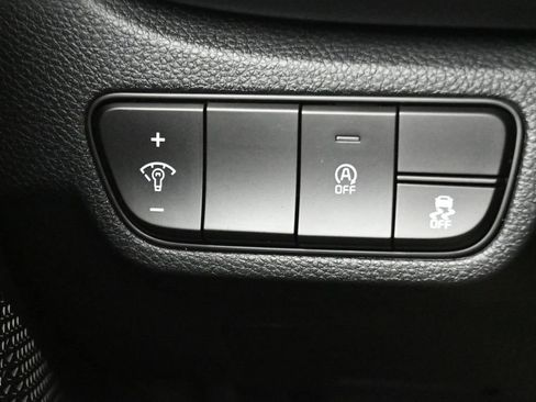 New 2026 Kia Seltos S FWD image 22