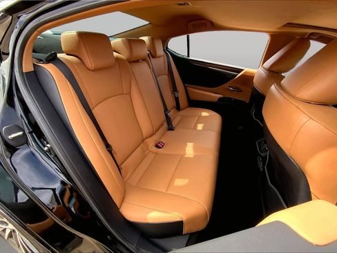 Used 2024 Lexus ES 350 w/ Premium Package FWD image 30
