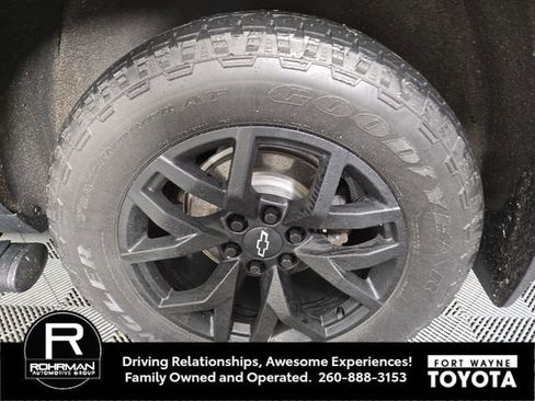 Used 2022 Chevrolet Tahoe Z71 image 11