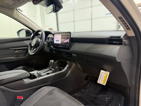 New 2026 MAZDA CX-5 Select AWD/4WD image 19