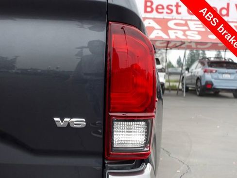 Certified 2023 Toyota Tacoma SR image 9