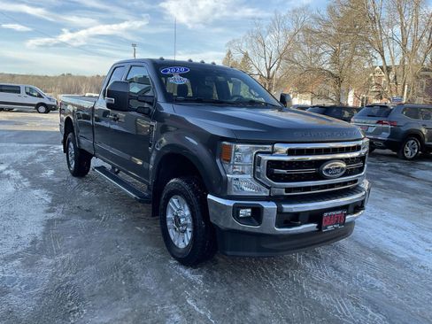 Used 2020 Ford F350 Lariat w/ Lariat Value Package image 7