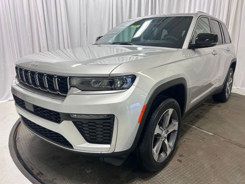 New 2026 Jeep Grand Cherokee Limited AWD/4WD image 27