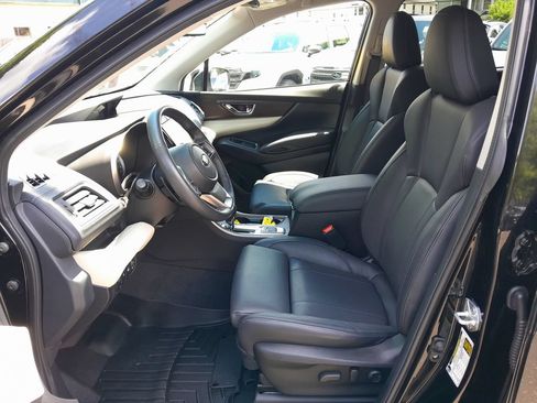 Certified 2022 Subaru Ascent Touring AWD/4WD image 16