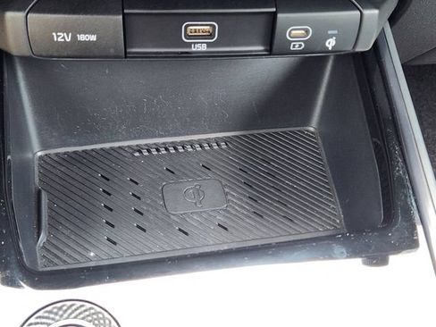 Certified 2023 Kia Niro Wind FWD image 20