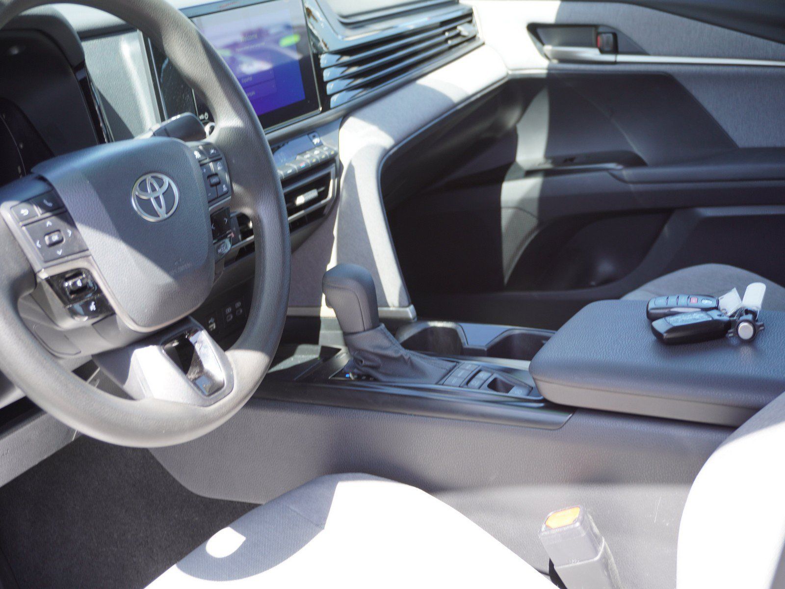 Used 2026 Toyota Camry LE FWD image 20