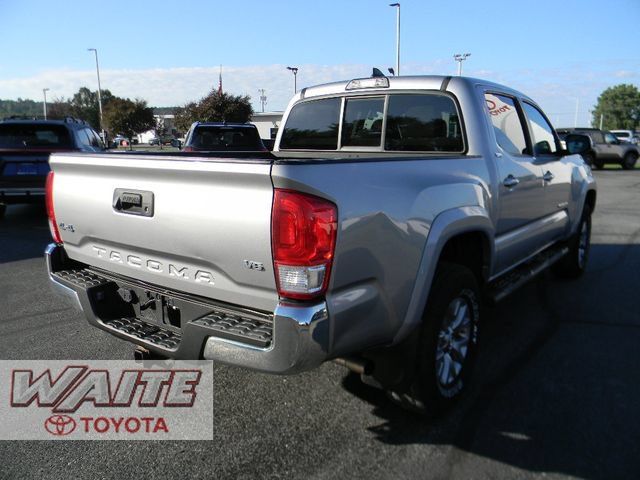 Used 2017 Toyota Tacoma SR5 w/ Tow Package AWD/4WD image 2