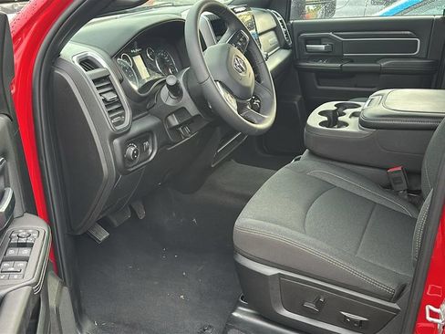 Used 2026 RAM 2500 Big Horn AWD/4WD image 8