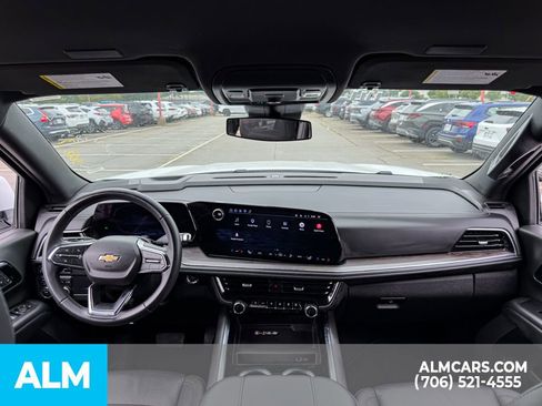 Used 2025 Chevrolet Tahoe LT AWD/4WD image 27