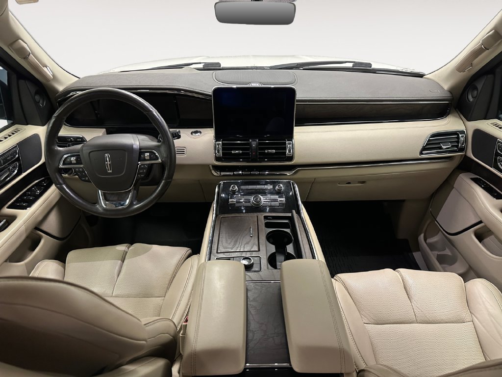 Used 2019 Lincoln Navigator Reserve AWD/4WD image 12