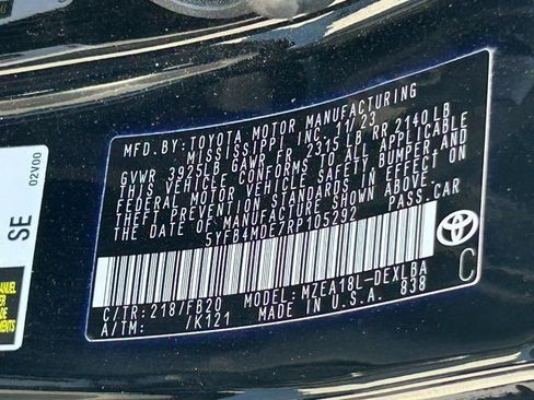 Used 2024 Toyota Corolla LE image 33