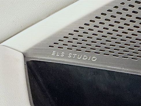 Used 2024 Acura MDX SH-AWD w/ Technology Package image 19