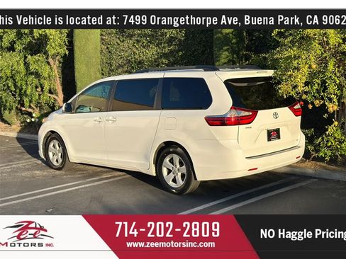 Used 2017 Toyota Sienna LE FWD image 9
