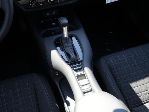 New 2026 Honda HR-V LX image 25
