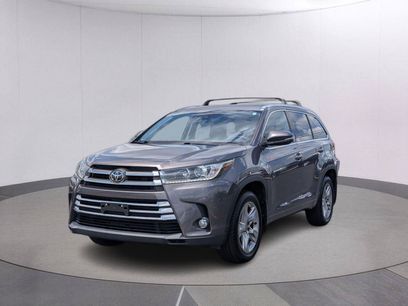 Used 2017 Toyota Highlander Limited