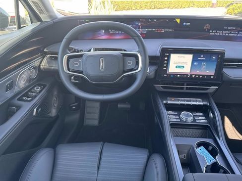 New 2026 Lincoln Nautilus Reserve image 24