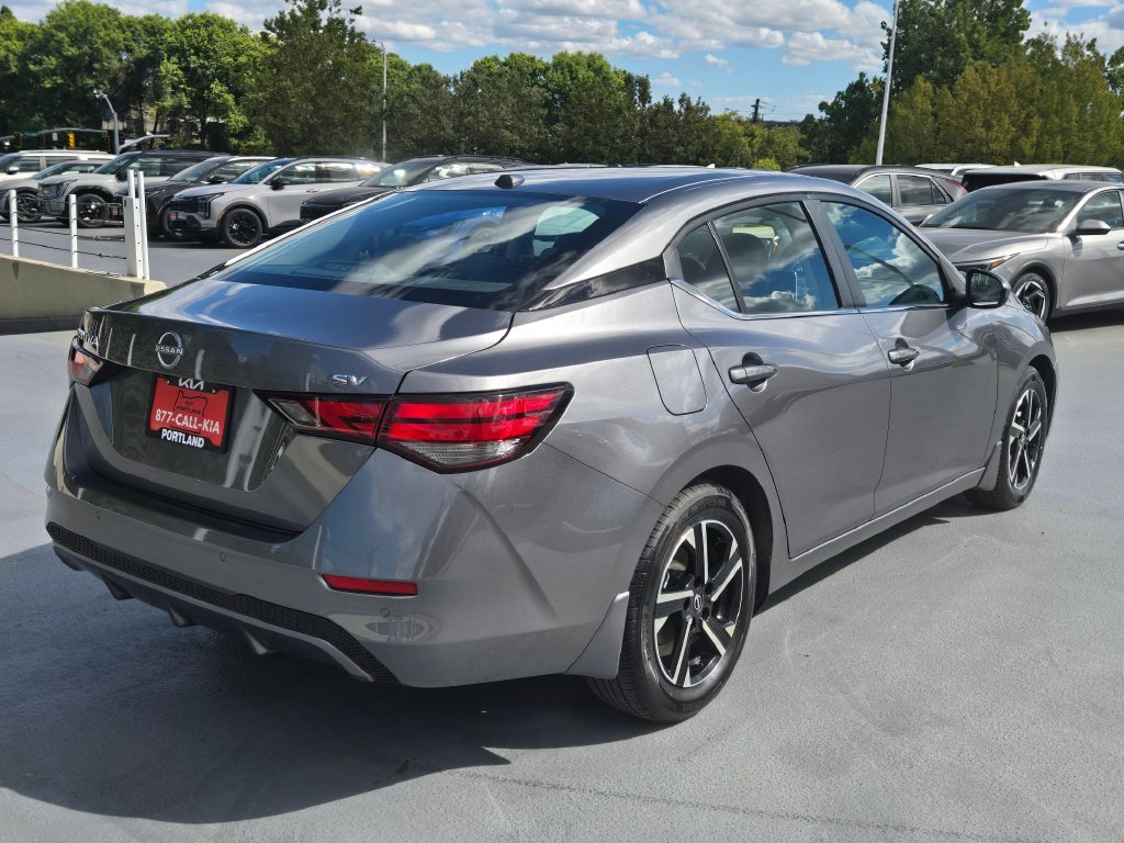 Used 2024 Nissan Sentra SV FWD image 3
