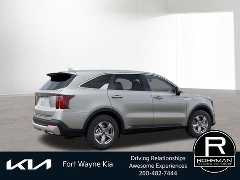 New 2026 Kia Sorento LX FWD image 8
