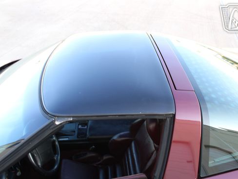 Used 1993 Chevrolet Corvette Coupe RWD image 32
