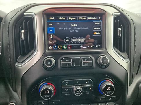 Used 2021 Chevrolet Silverado 1500 LT Trail Boss w/ Convenience Package II AWD/4WD image 16