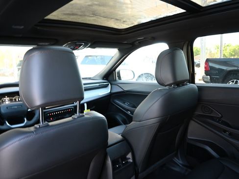 New 2026 Jeep Cherokee Limited AWD/4WD image 18