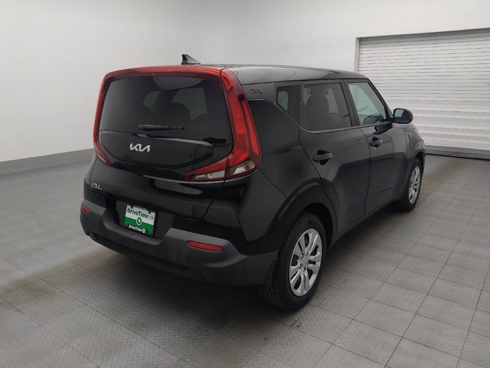 Used 2022 Kia Soul LX FWD image 9