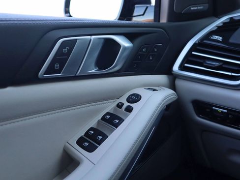 Used 2023 BMW X5 M50i w/ Executive Package image 27