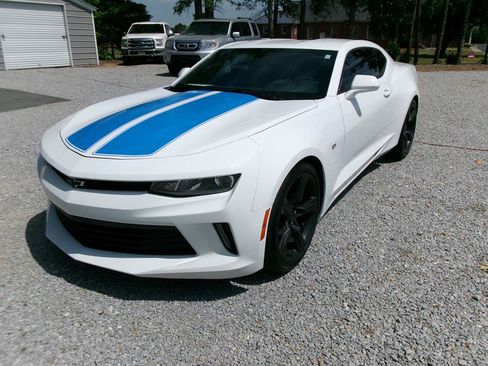 Used 2018 Chevrolet Camaro LT RWD image 1